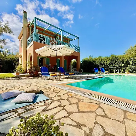 Simeoni With Private Pool By Dadovillas Вилла