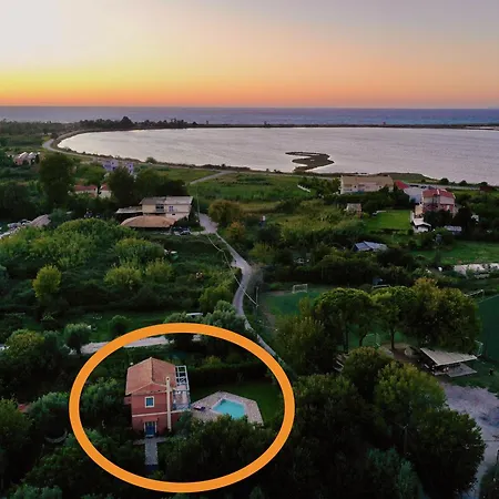 Simeoni With Private Pool By Dadovillas ヴィラ Lefkáda